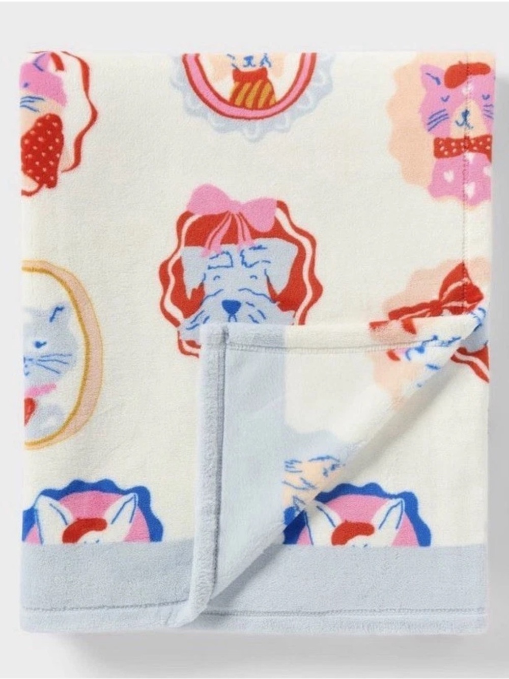 NEW Pillowfort Patisserie Dog/Cat Fleece Throw Blanket